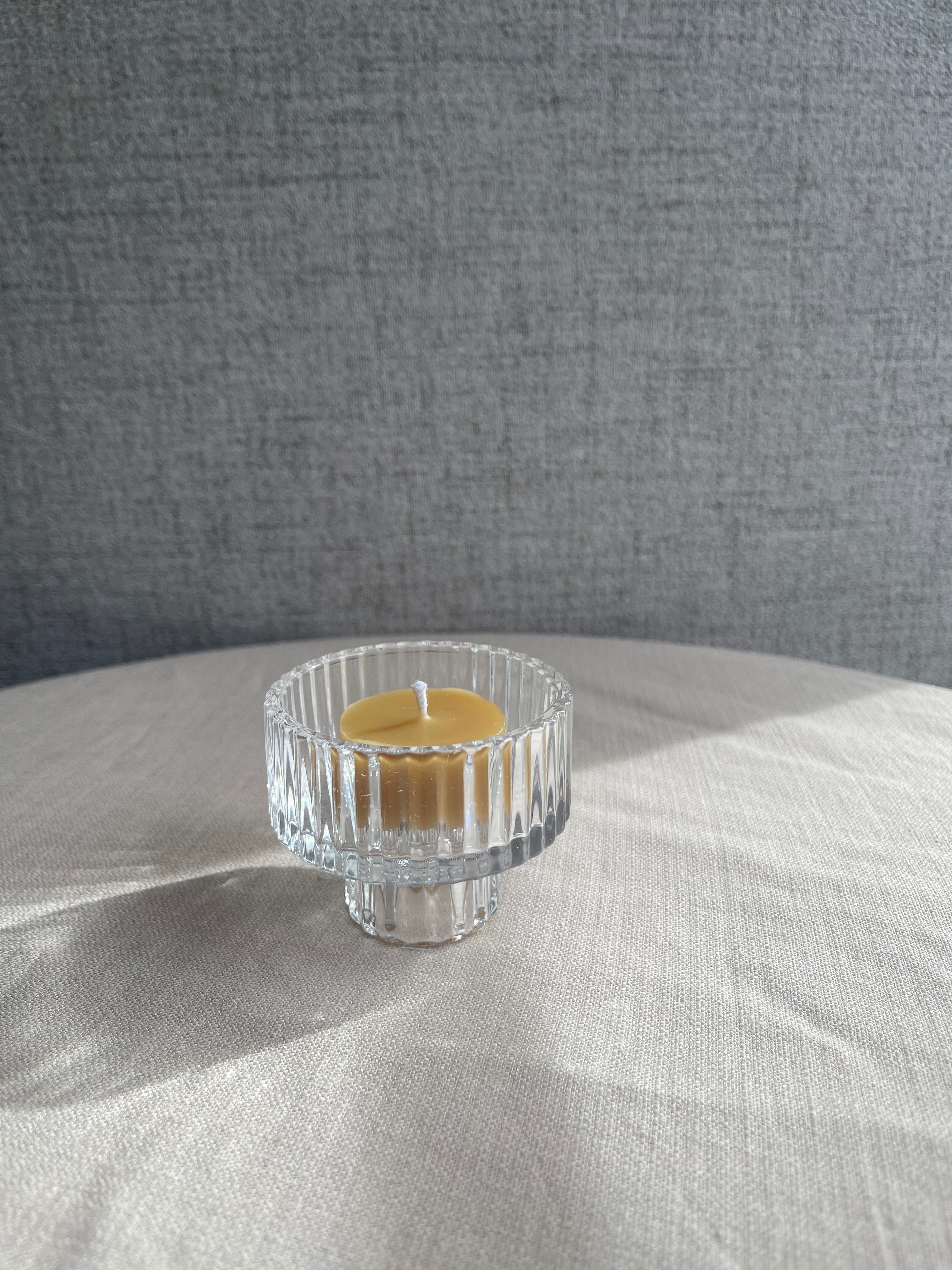 2-in-1 Reversible Ribbed Glass Candle Holder