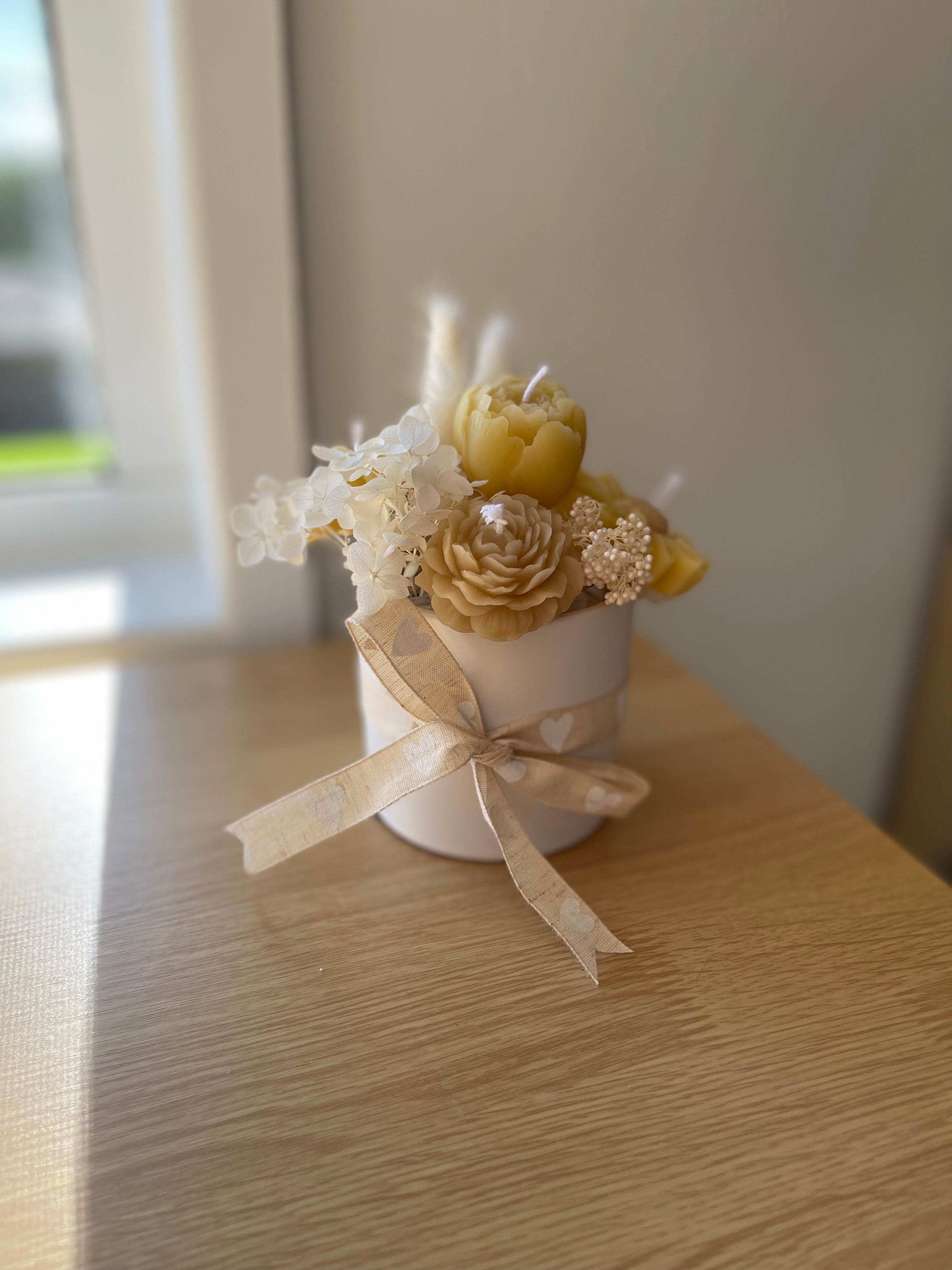 Handmade Beeswax Flower Candle Bouquet: Natural Scented Floral Décor