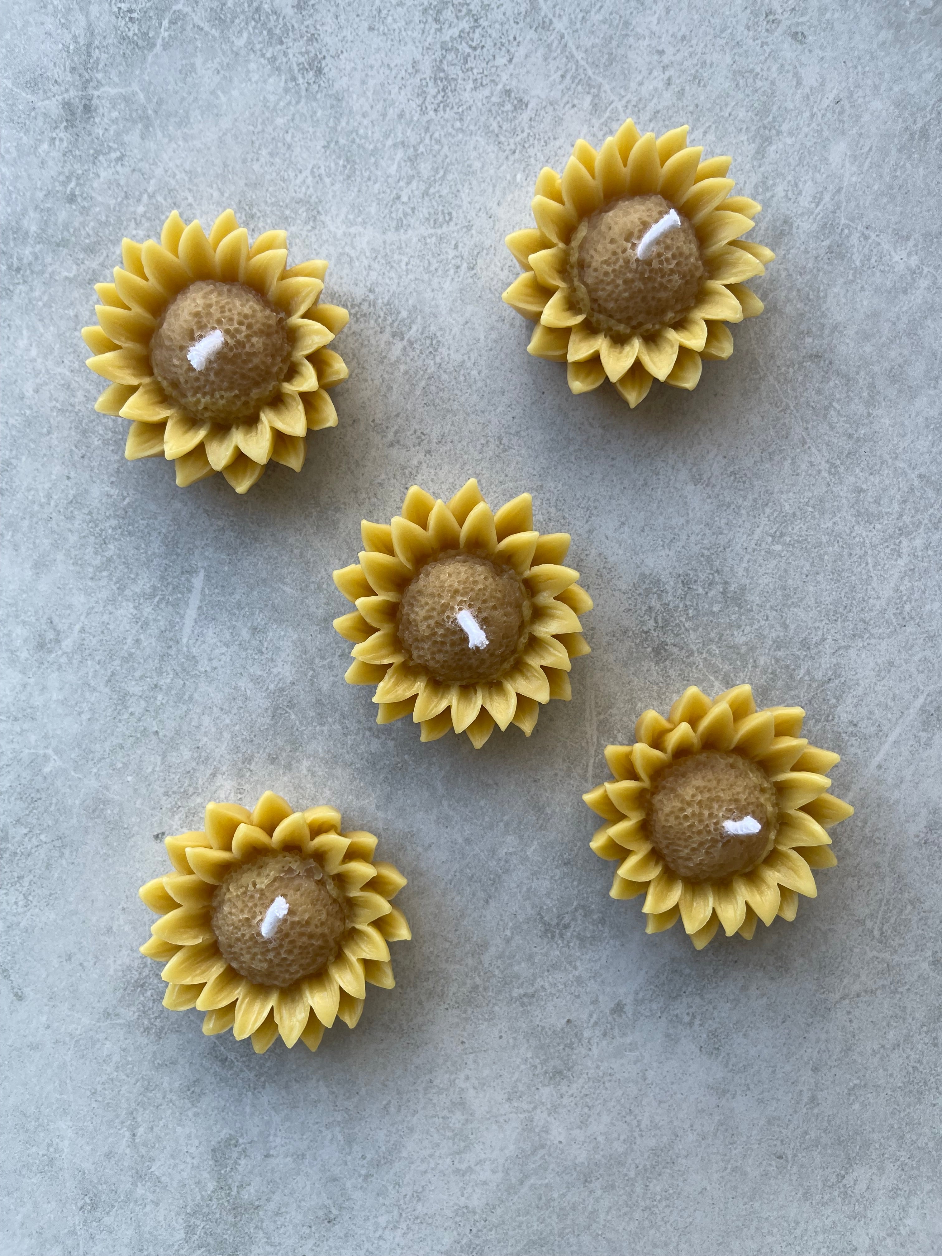 Beeswax Sunflower Candle