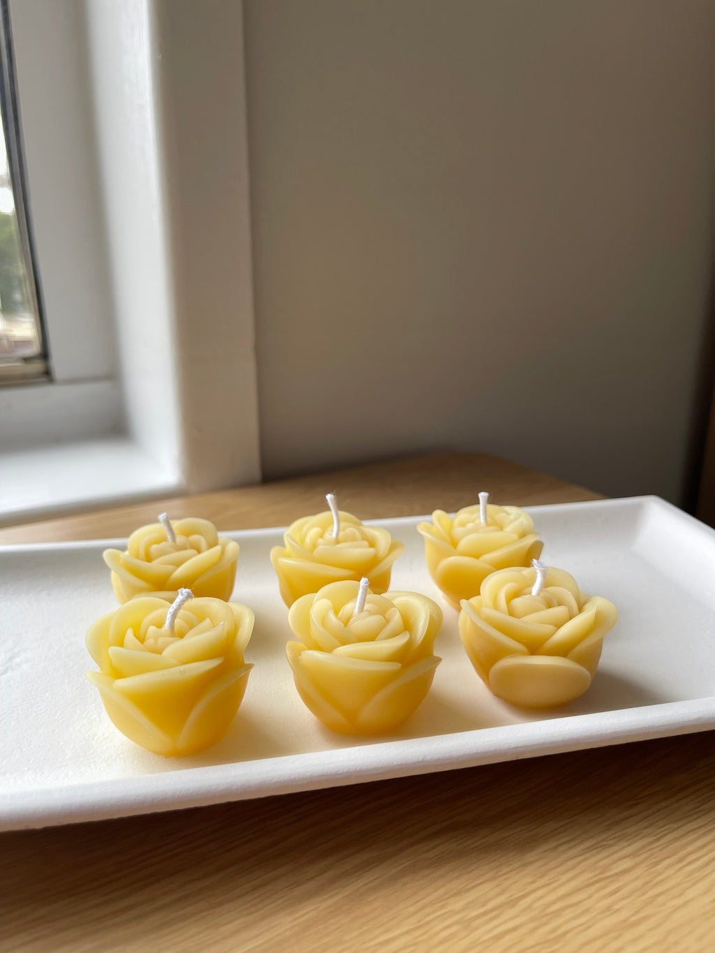 Rose Shaped Beeswax Tealight Candles (6 Pack)