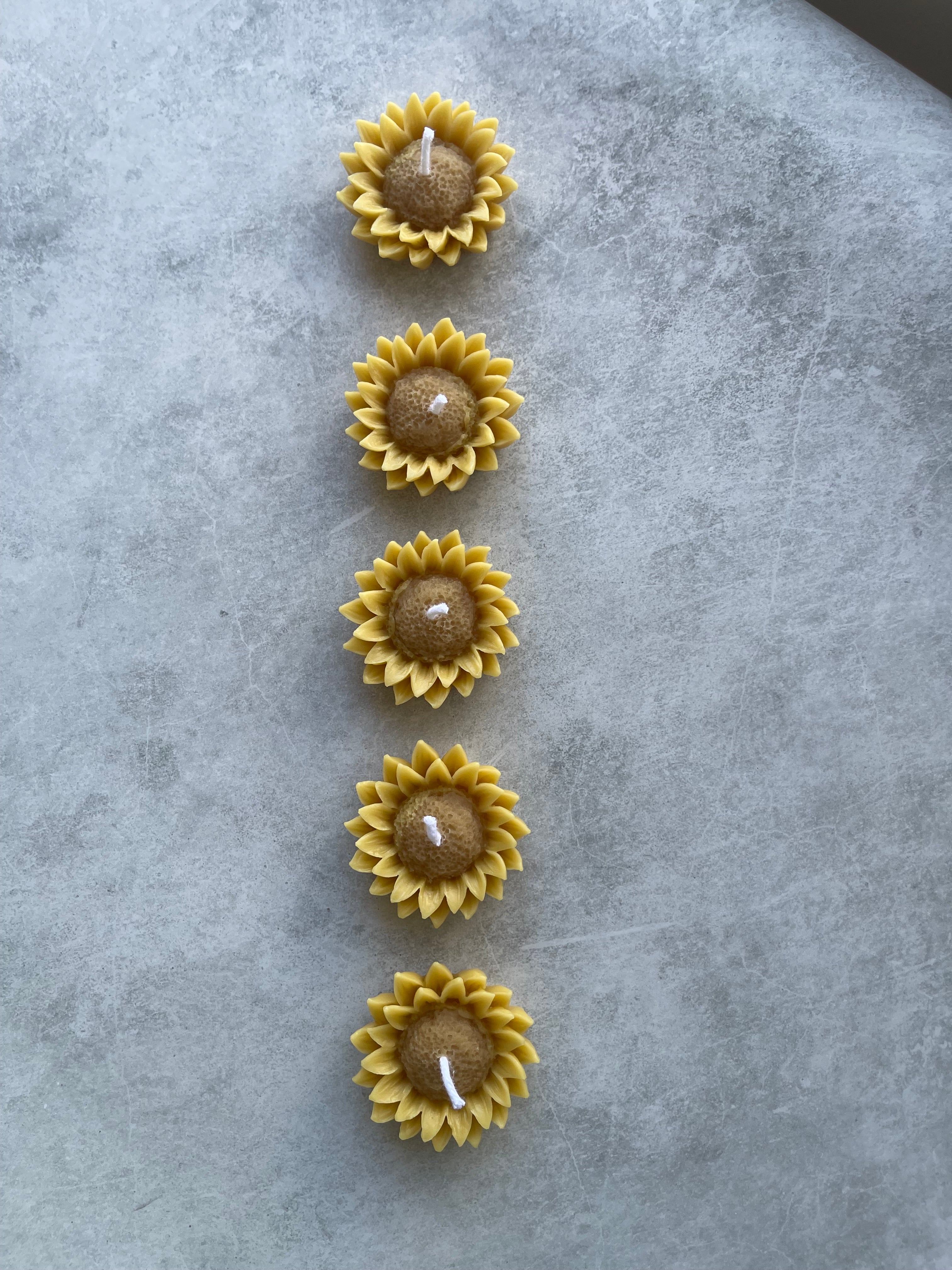 Beeswax Sunflower Candle