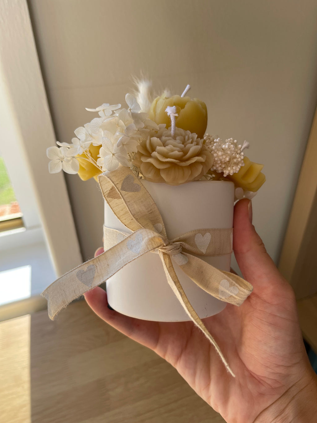 Handmade Beeswax Flower Candle Bouquet: Natural Scented Floral Décor