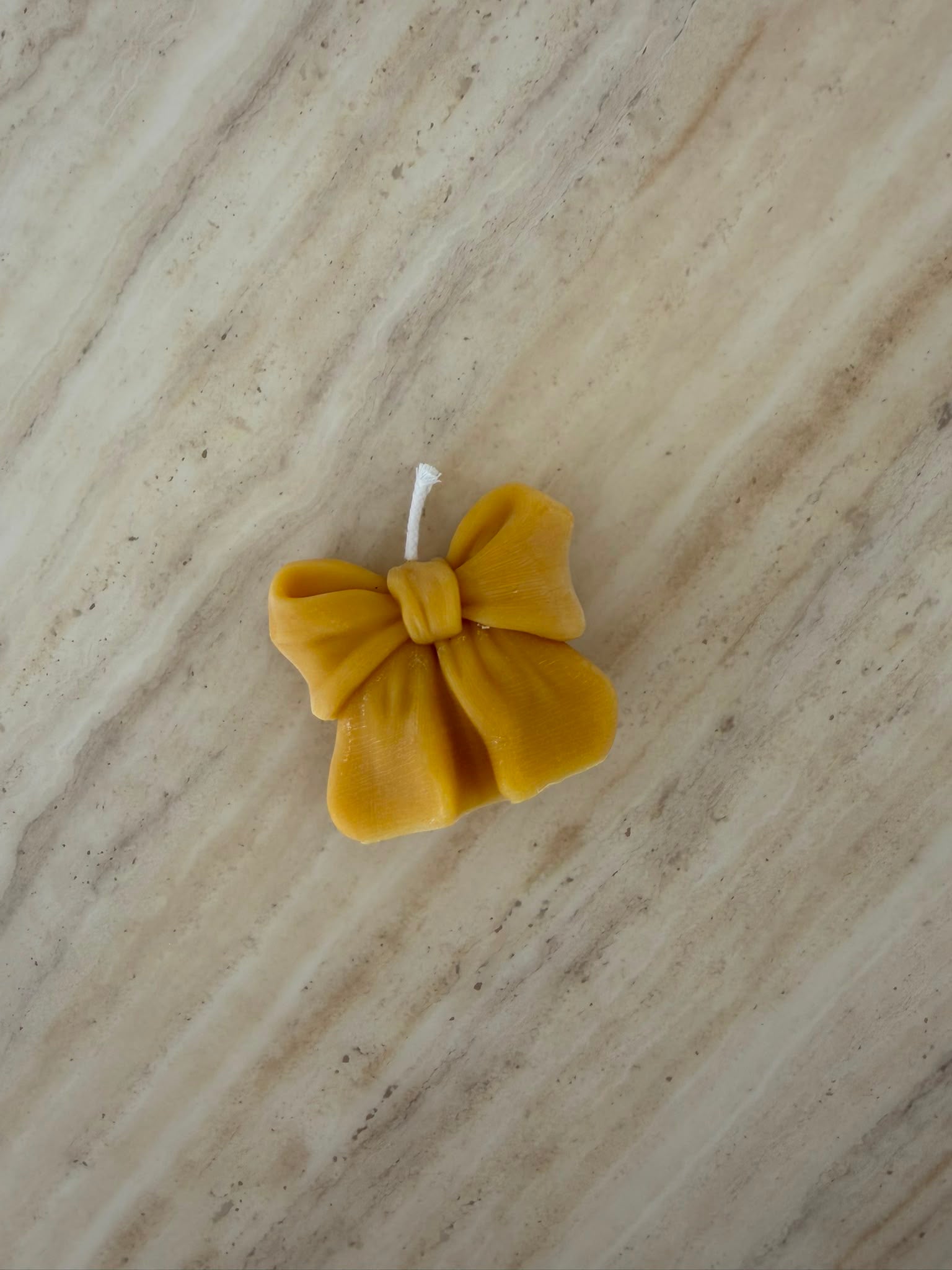 Handmade Pure Beeswax Bow Candle